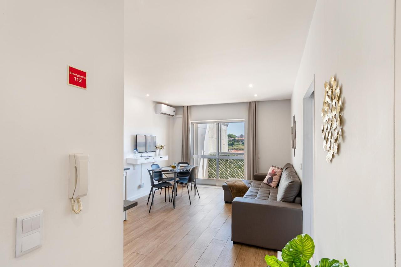 Lusi'apartment - Douro River So Close By Guest * Oporto