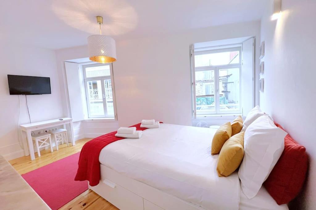 Apartamento Caldeireiros Lovely By Hosts *