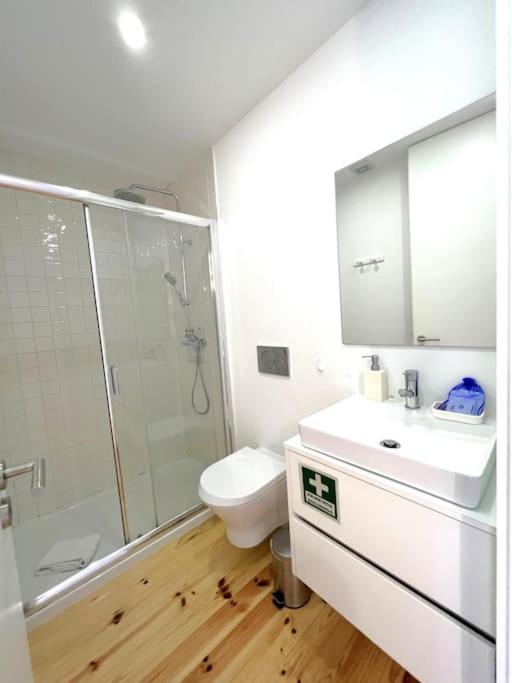 Apartamento Caldeireiros Lovely By Hosts