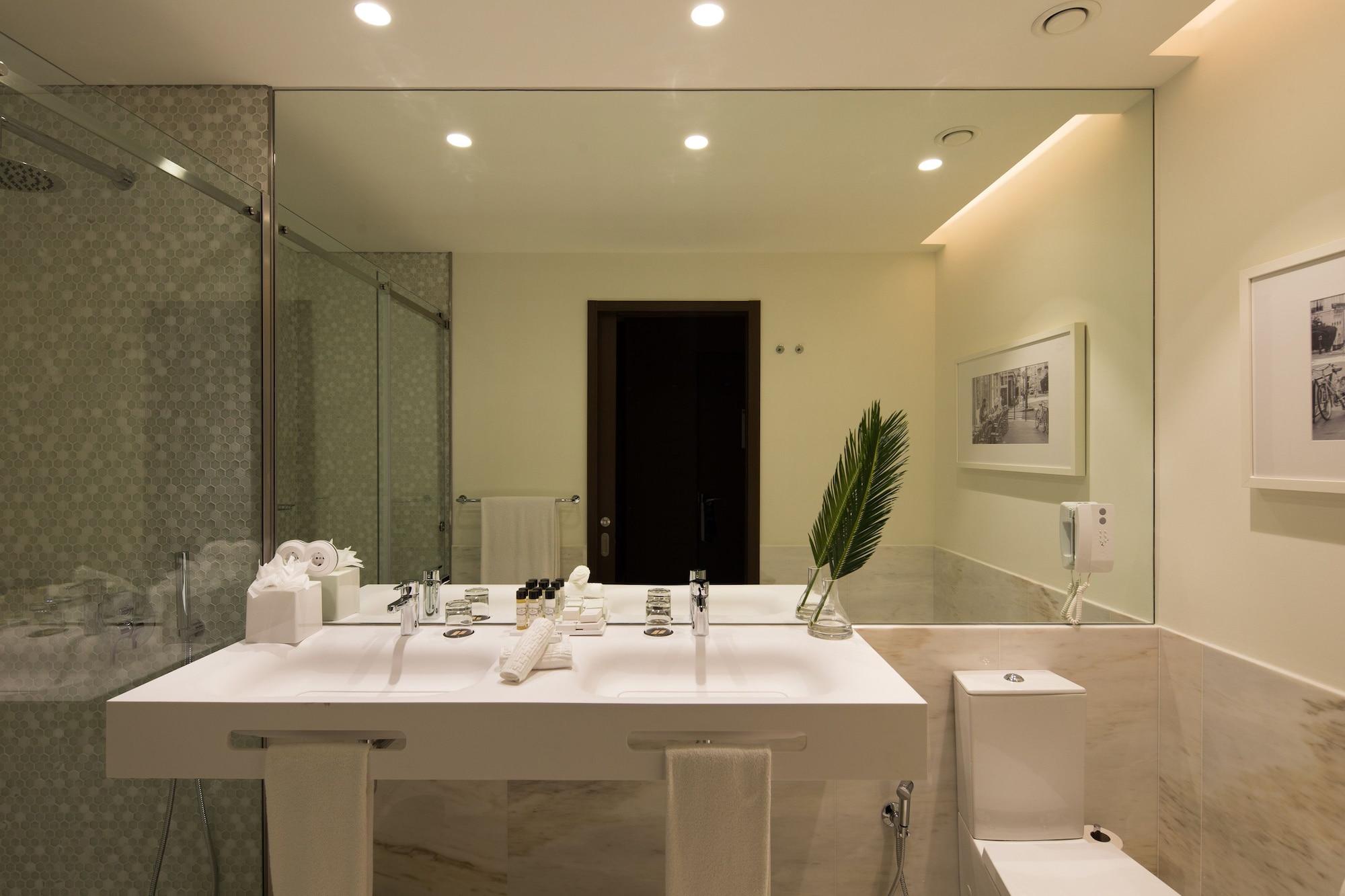 Hotel Pestana - A Brasileira, Center & Heritage Building Porto
