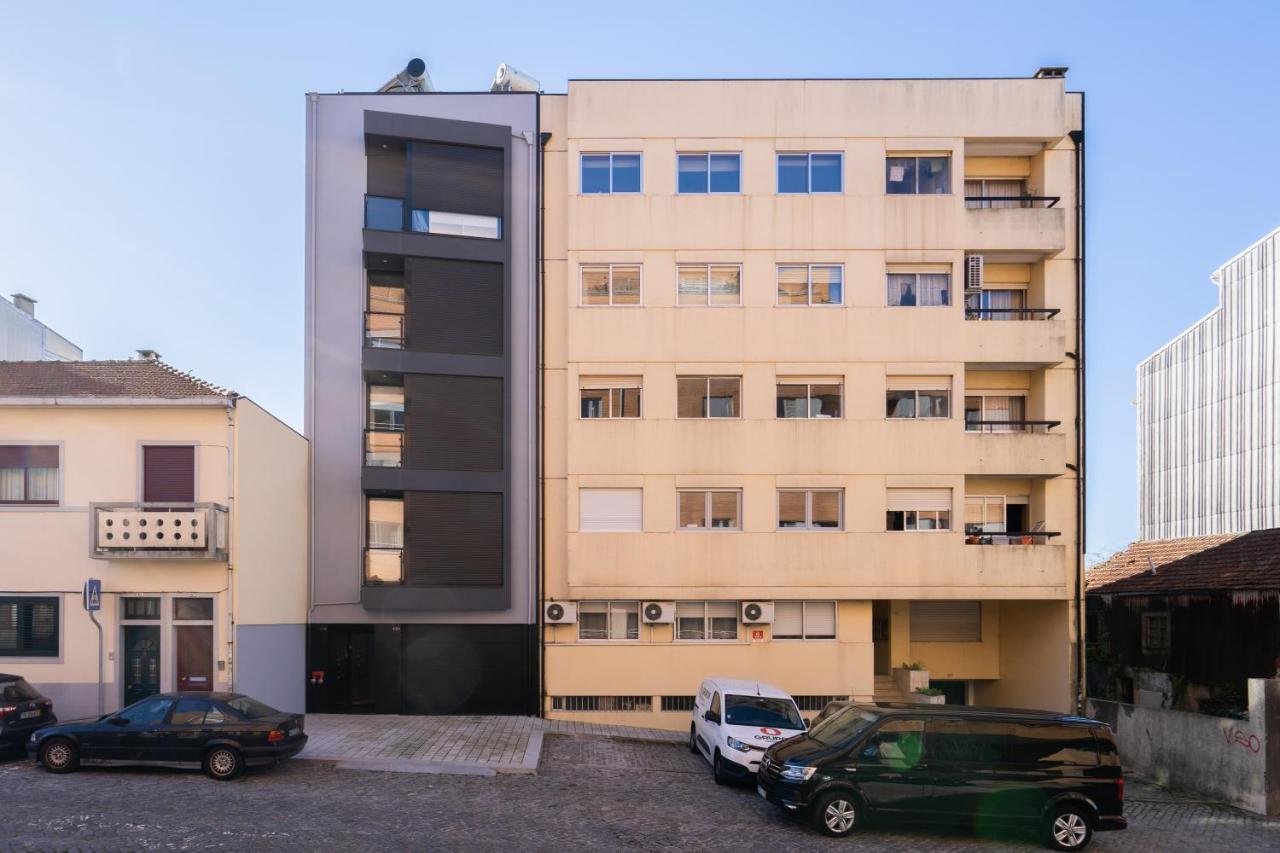 Apartamento Host Wise - Gorgeous Bright Flat W Balcony