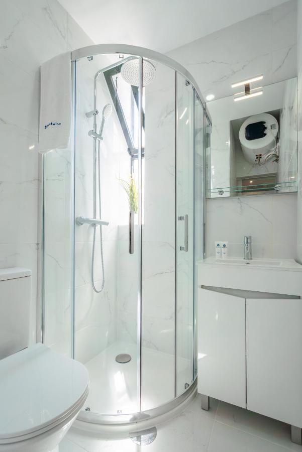 Host Wise - Peaceful Sunny Flat - Ace Location Apartamento Oporto