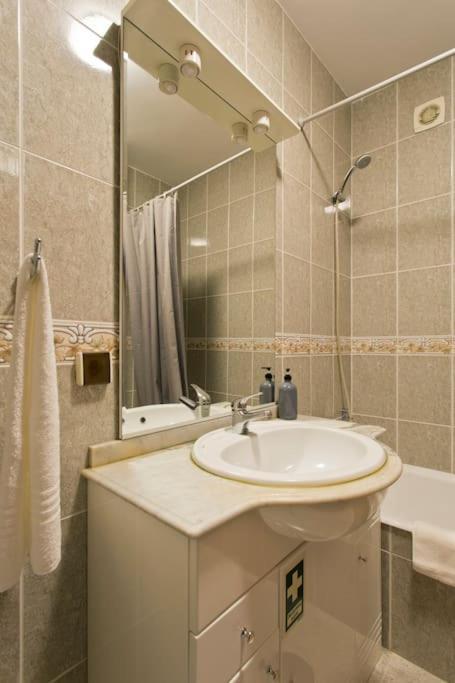 Apartamento Lazaro 2 Bedroom Oporto