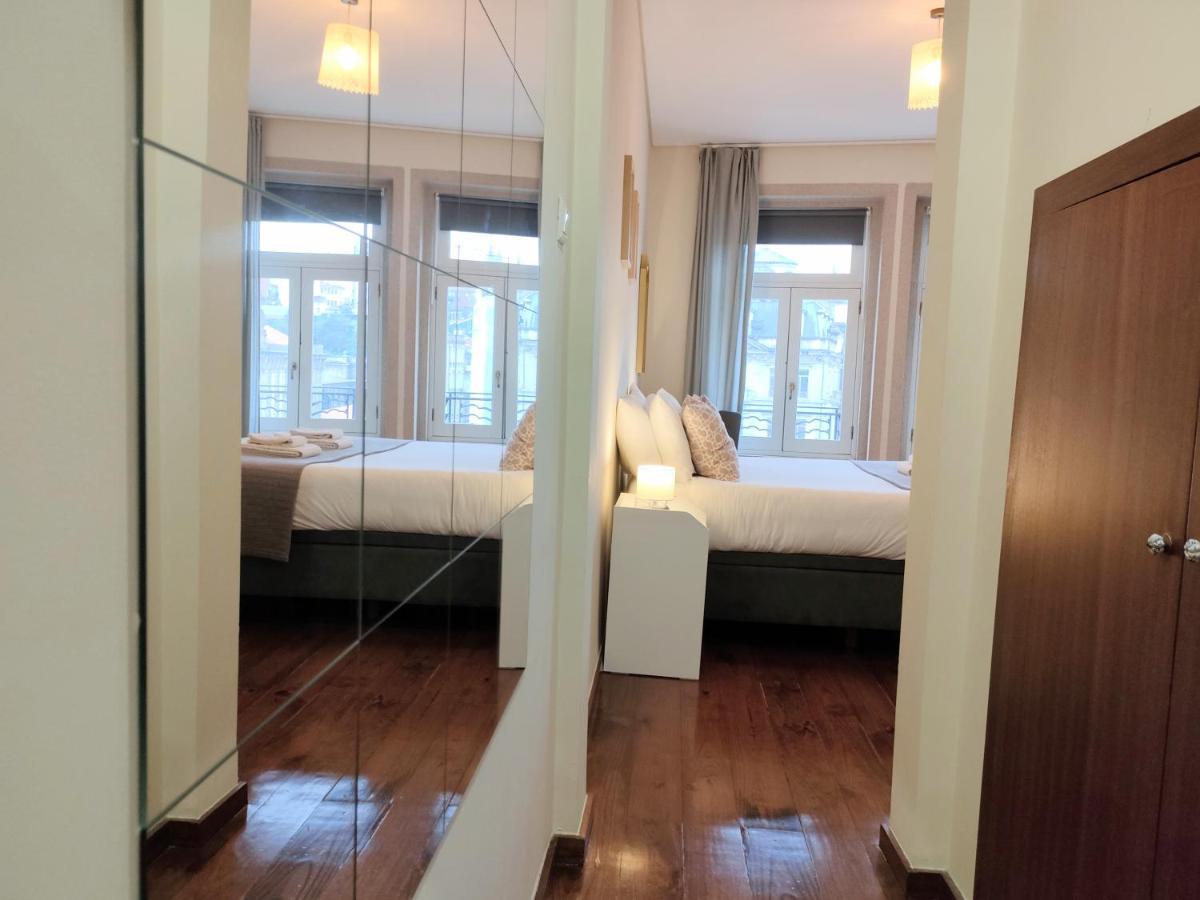 Main Square Penthouse Oporto