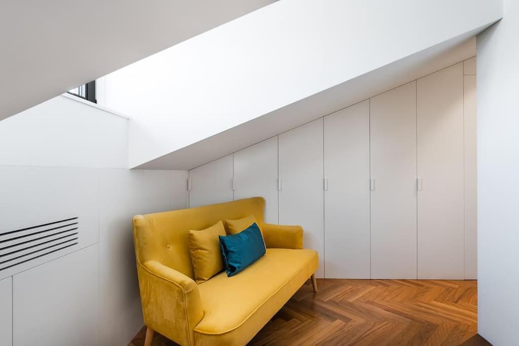 Elegant Duplex In Downtown * Oporto