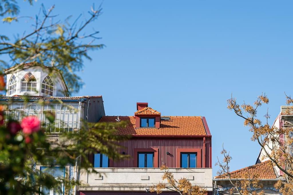 Elegant Duplex In Downtown Oporto
