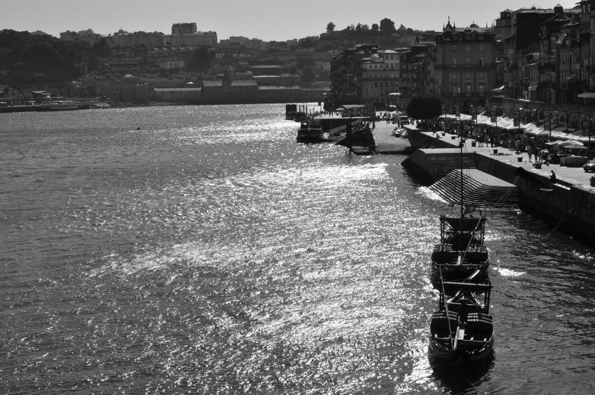 Modern Living - Santa Catarina Apartment Porto