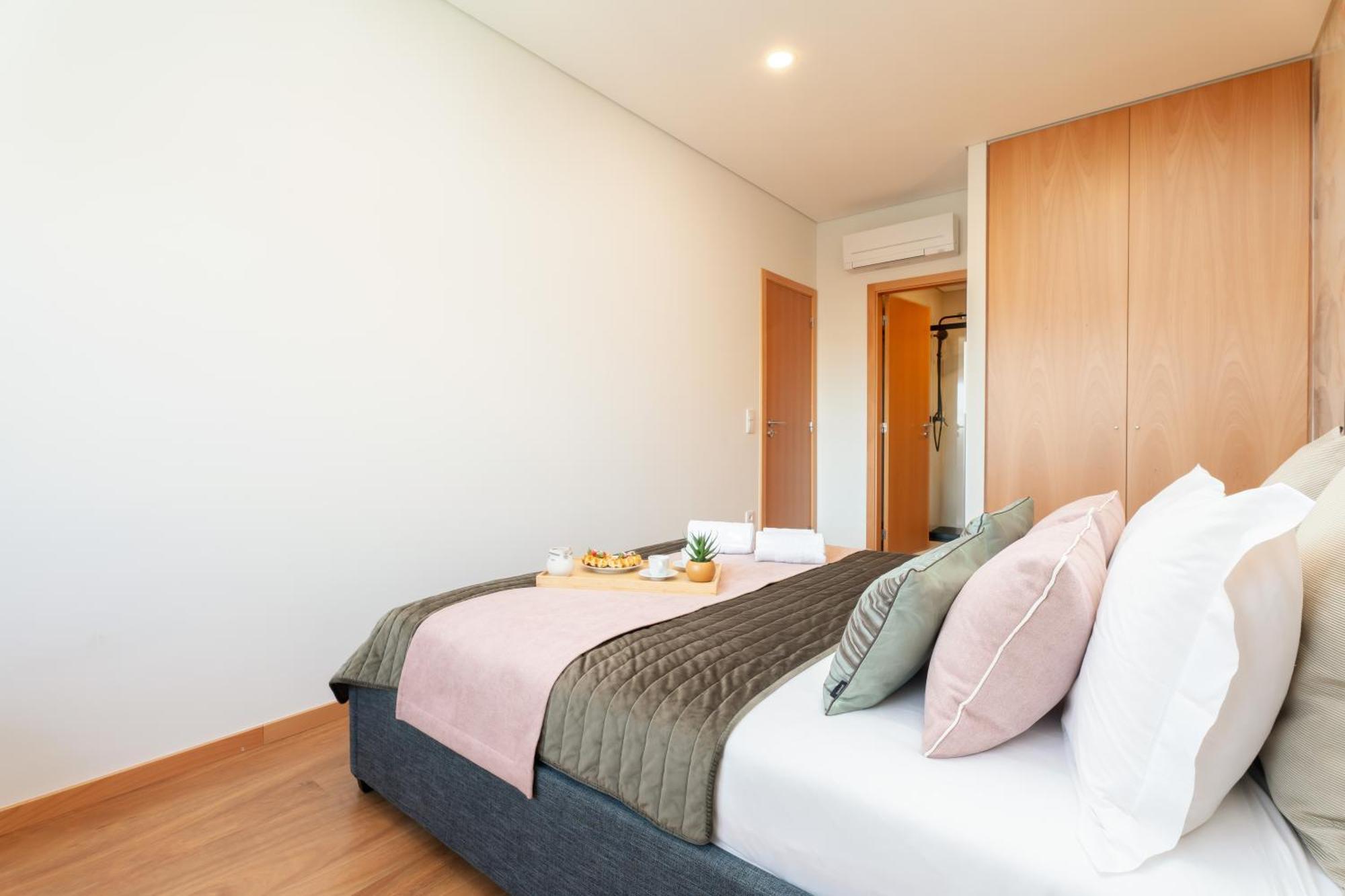 Sophisticated Modern Flat - Ace Location * Oporto