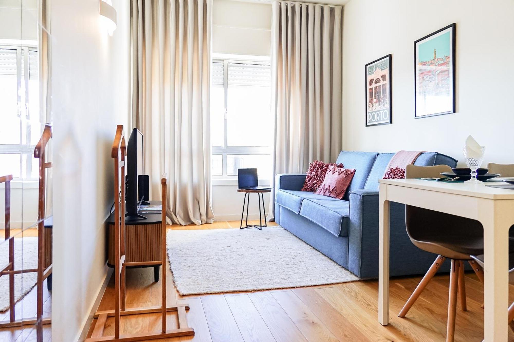 Haims By Checkloc Homes Porto