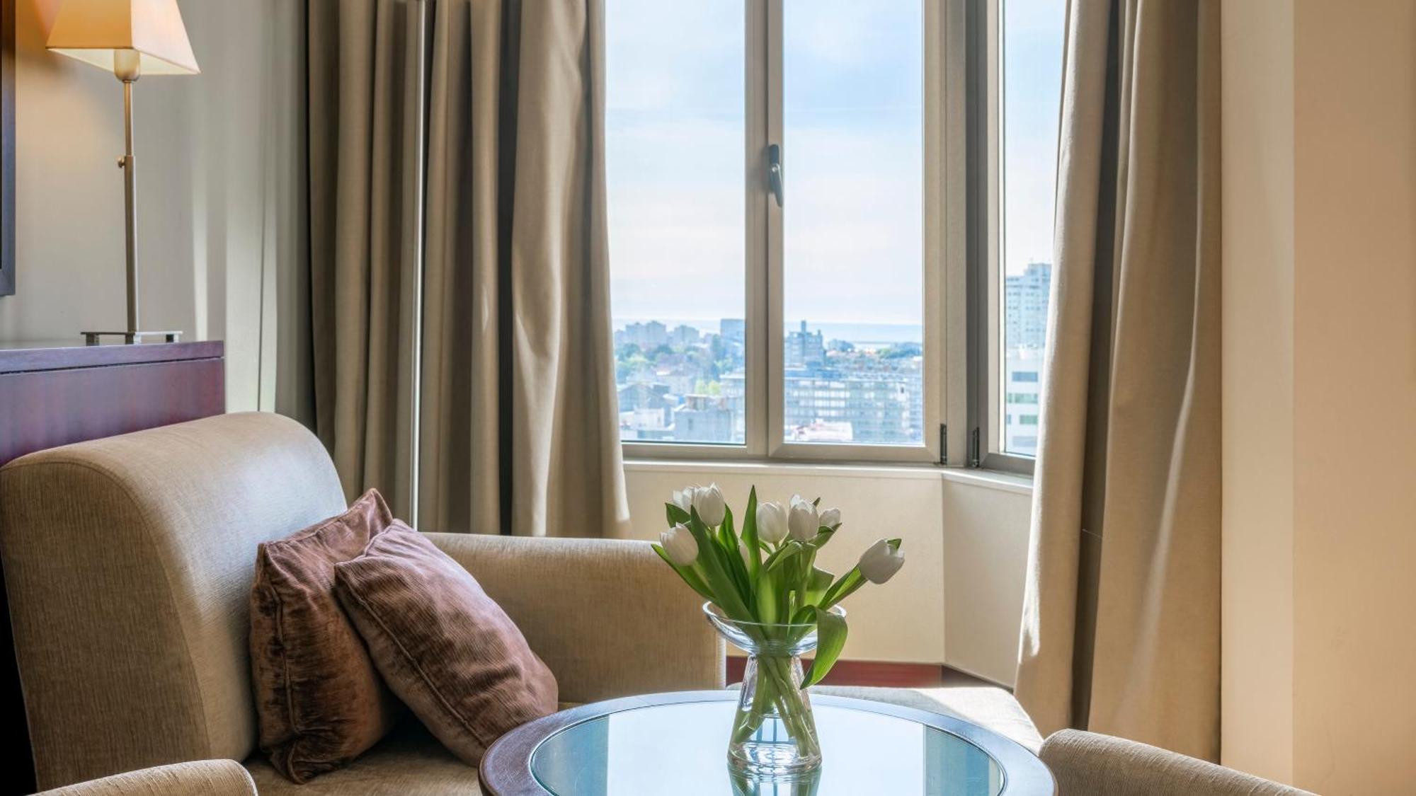 Crowne Plaza By Ihg 5* Oporto