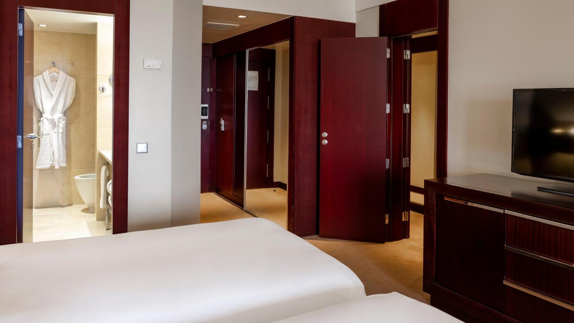Crowne Plaza By Ihg Hotel Oporto