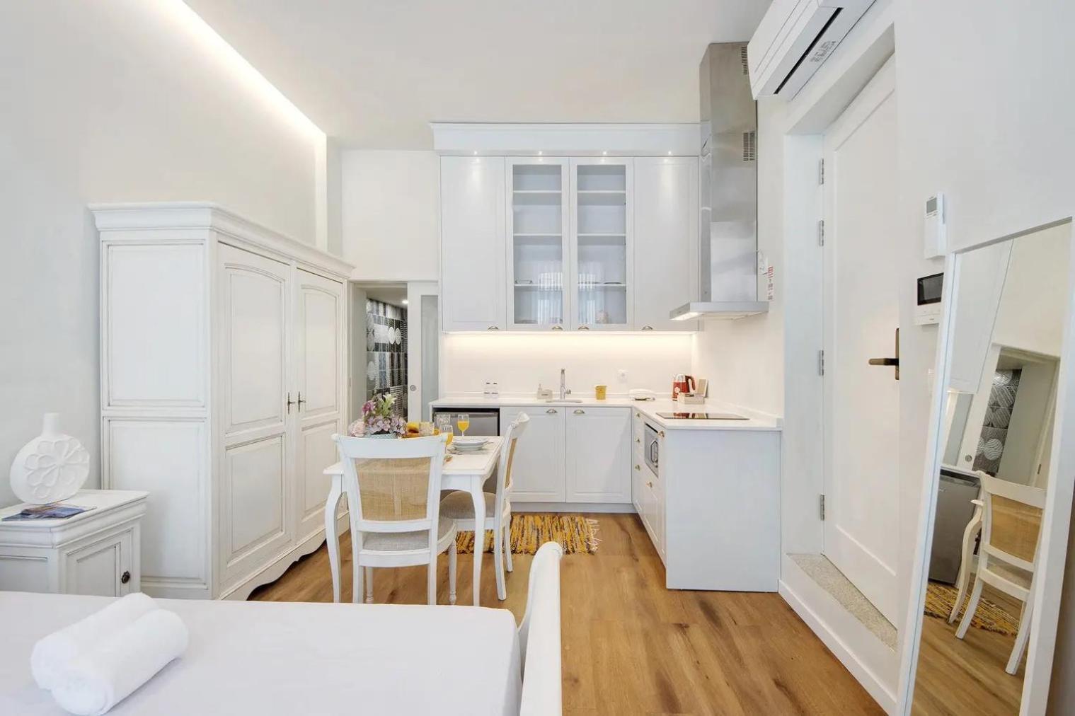 Apartamento - -1 *