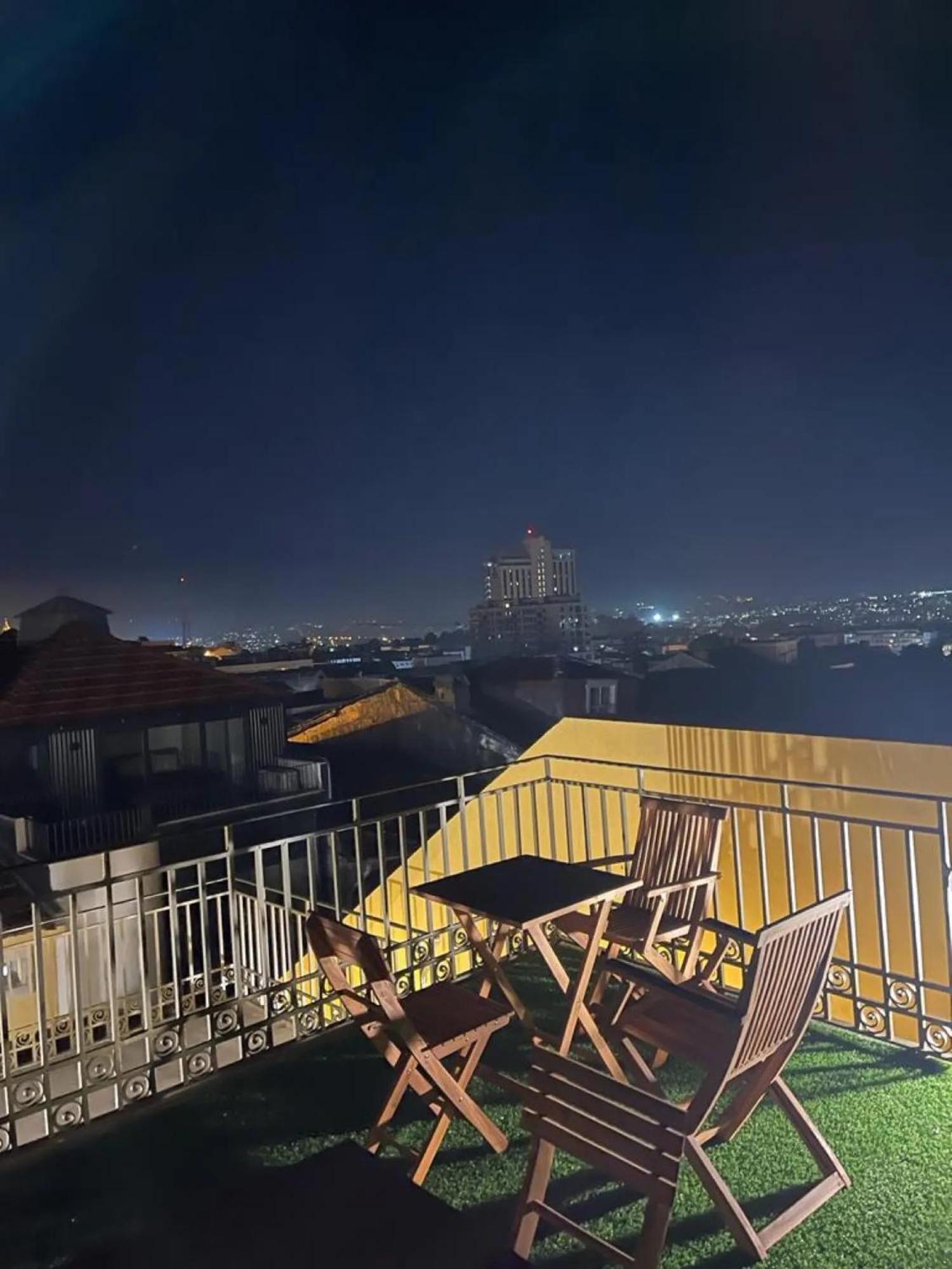 - -1 Apartamento *