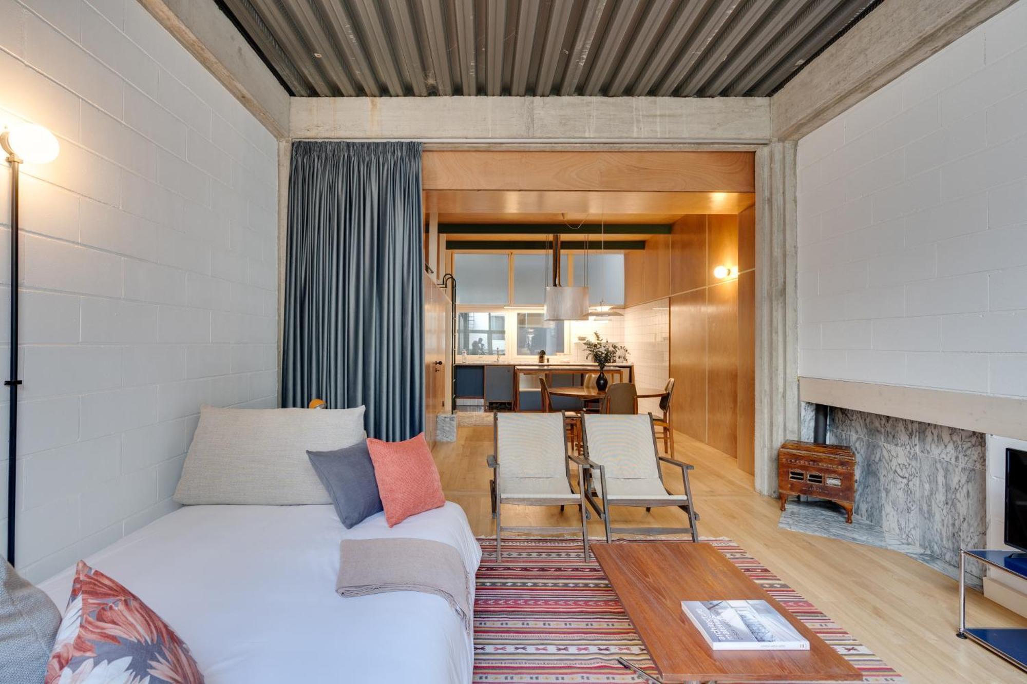 Apartamento Uma Foyer 25 *