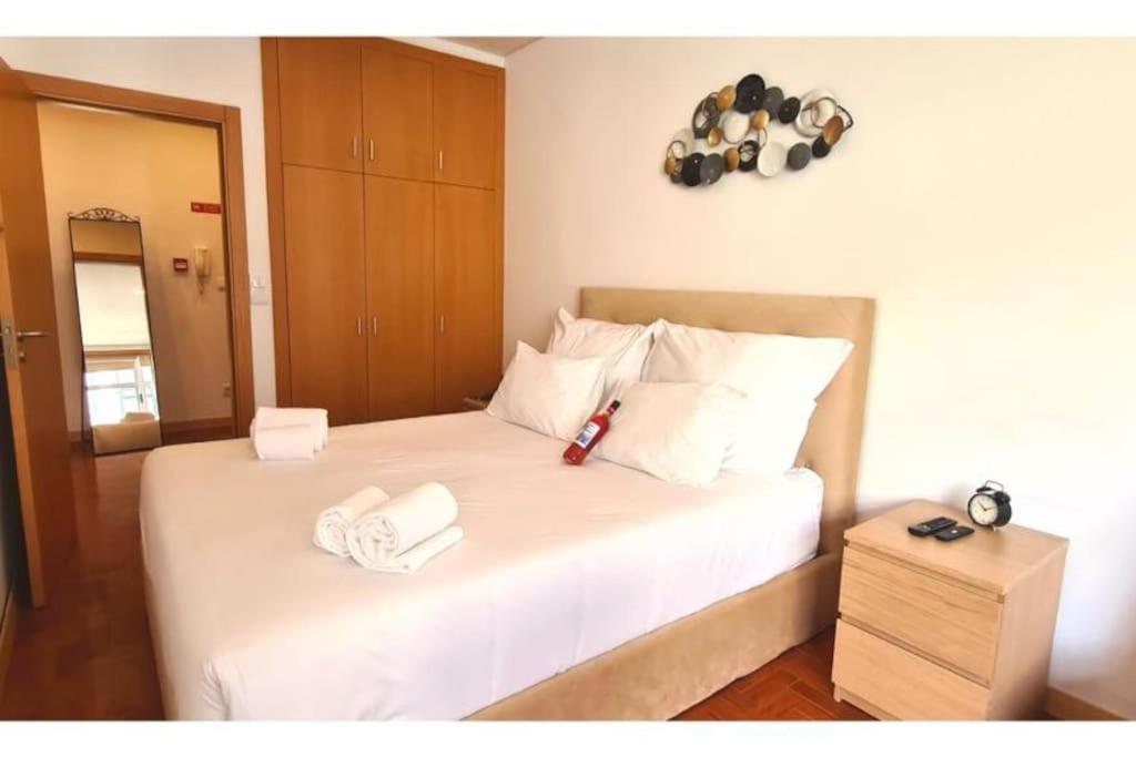 Spacious Flat In The Center * Oporto