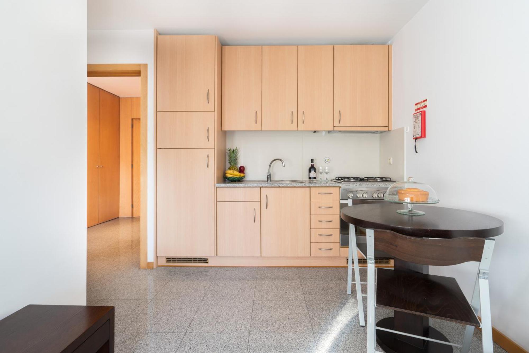 Apartamento Host Wise - Comfy Charming Flat W Netflix - Ace Location