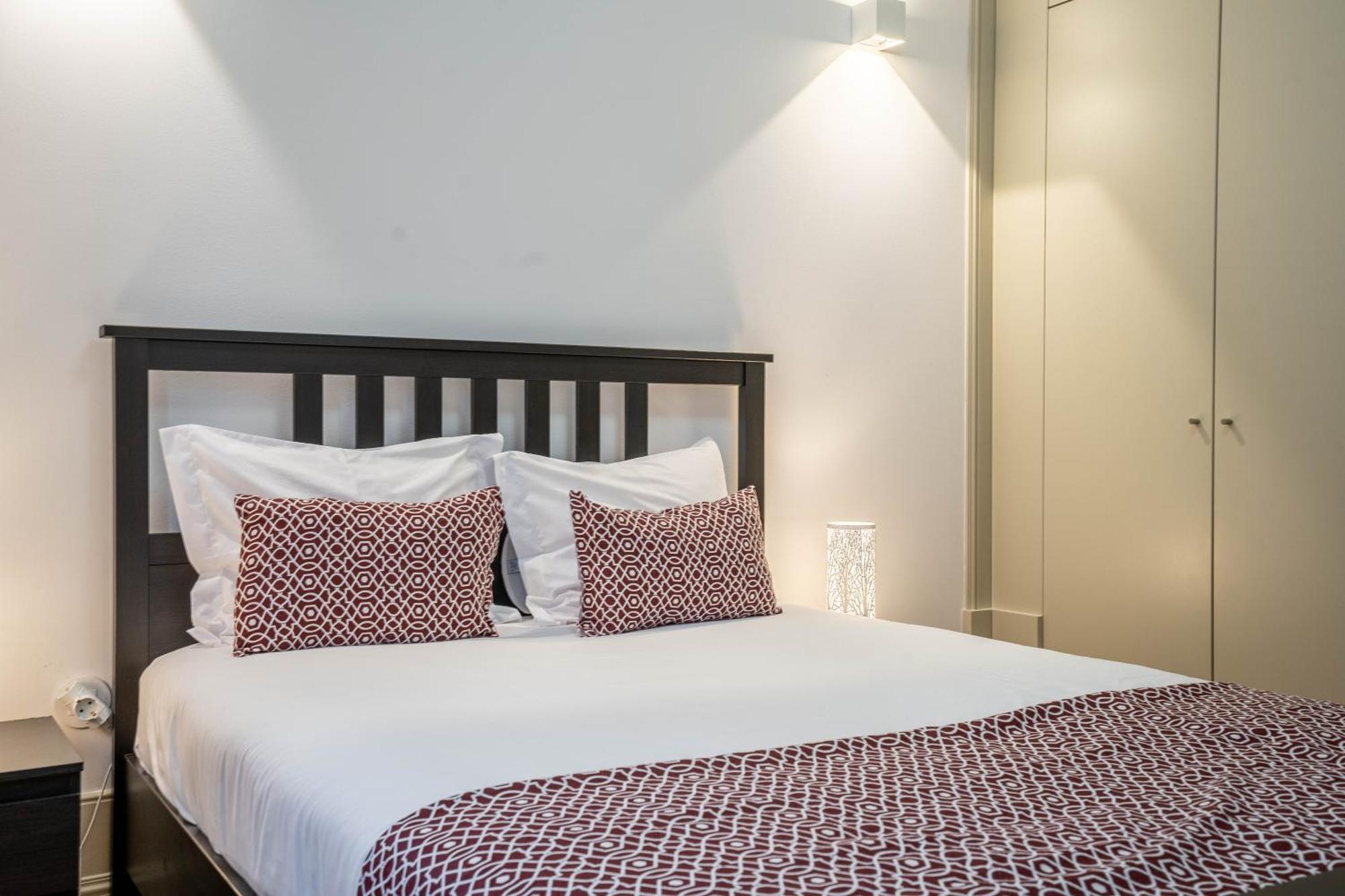 Unique: 1br W/ Private Patio By Lovelystay Apartamento Porto