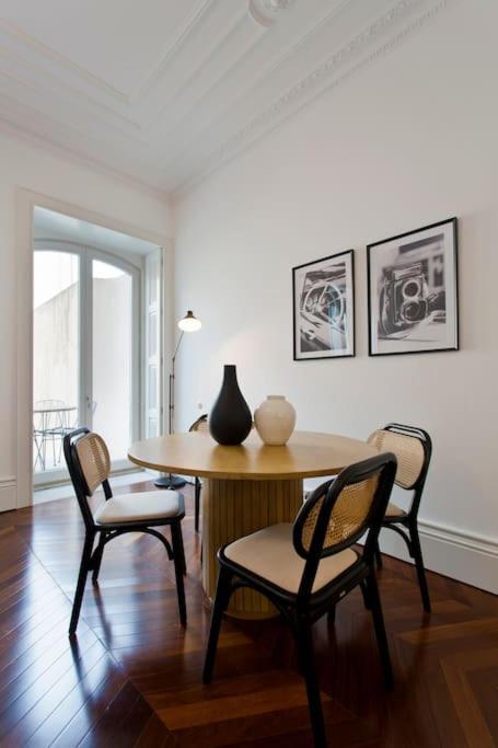 Apartamento Boutique Rentals- The Clerigos W/ Patio Oporto