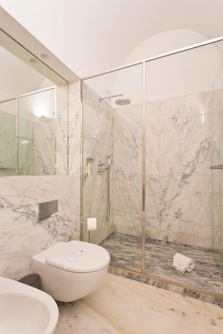 Apartamento Boutique Rentals- The Clerigos W/ Patio Oporto