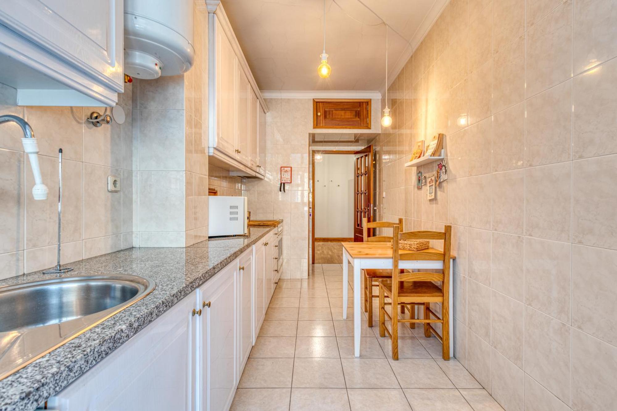 Guest Lobo Flat With Parking Oporto