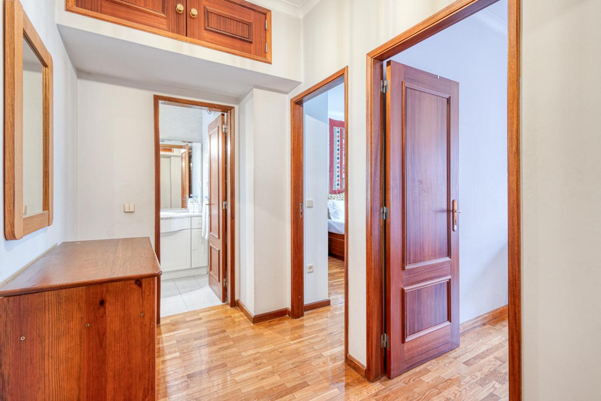Guest Lobo Flat With Parking * Oporto