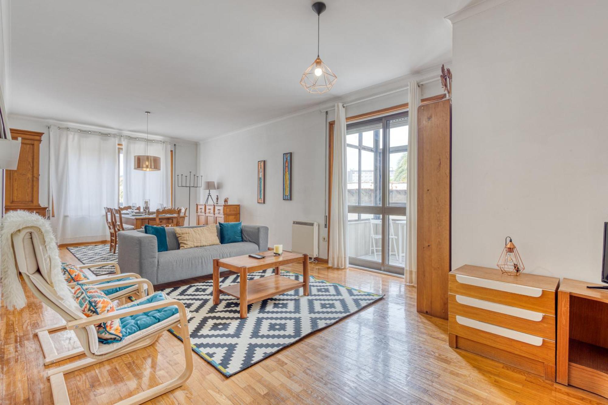 Guest Lobo Flat With Parking Apartamento Oporto