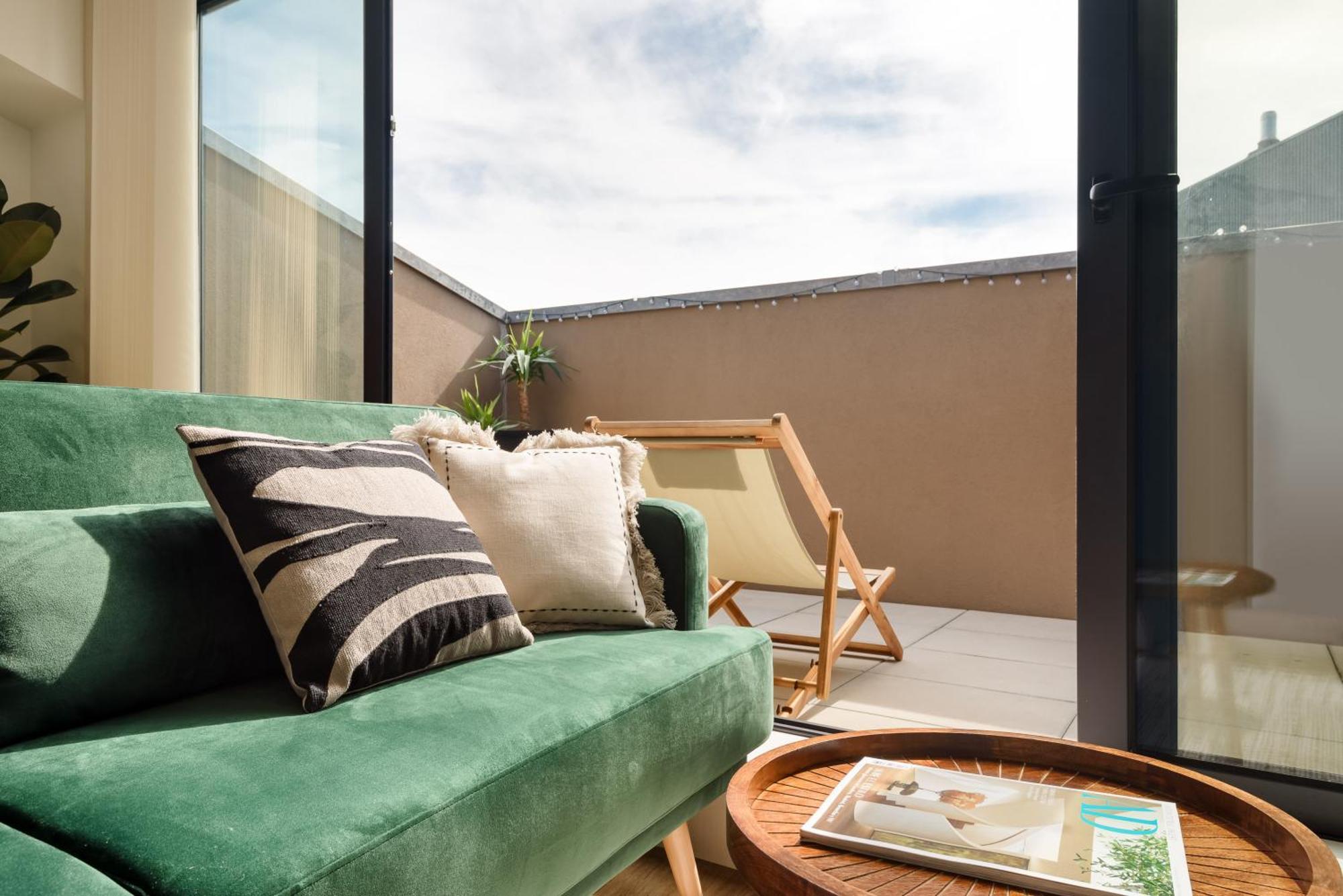 Apartment Lovely 2-bed In The Centre With A Sunny Balcony Porto