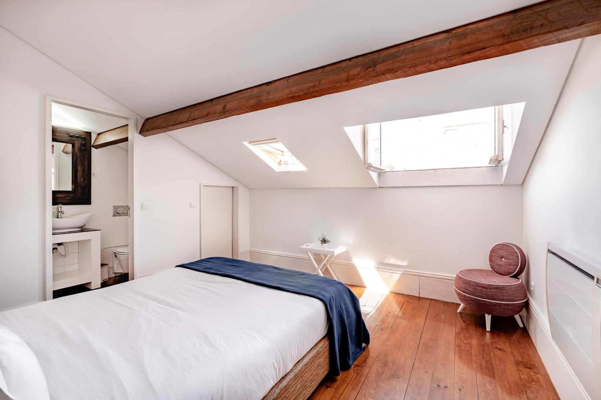 Viva Almada Flats Oporto