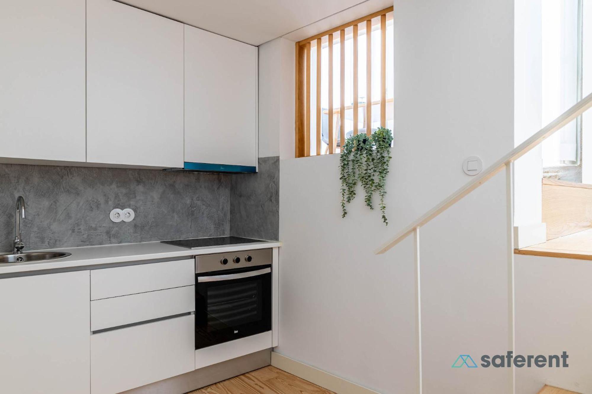 Stylish Triplex Next To Ribeira * Oporto