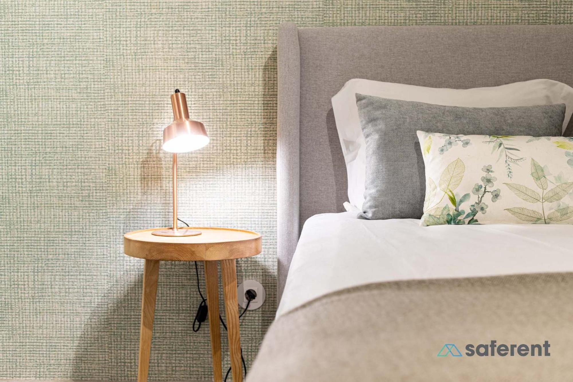 Stylish Triplex Next To Ribeira * Oporto