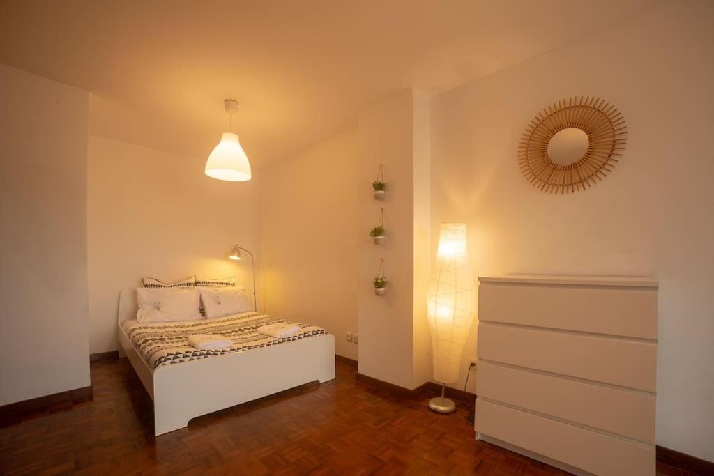 Grande E Luminoso No Centro Apartamento Oporto