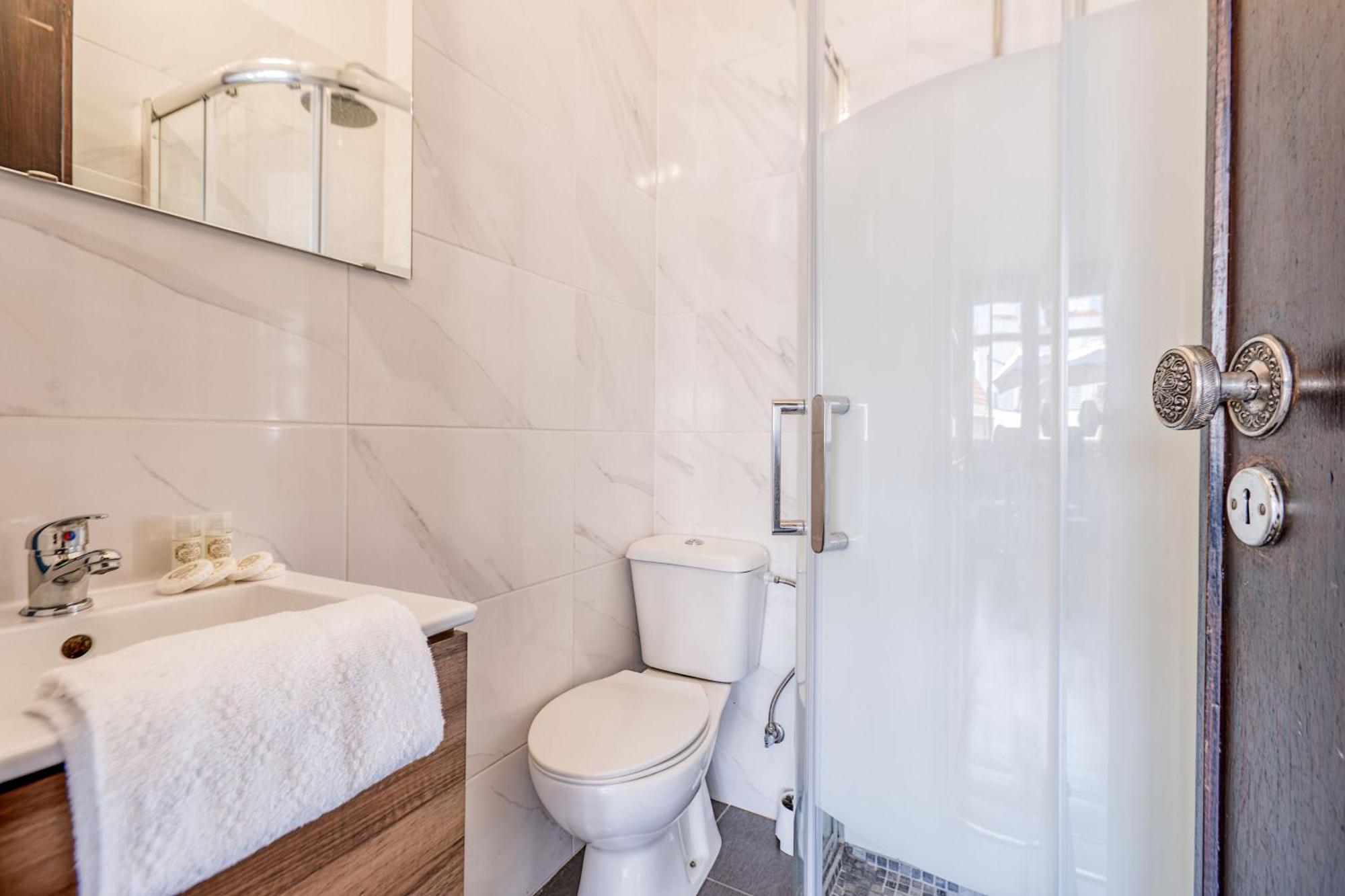 Travel & Live Aliados Apartamento Porto