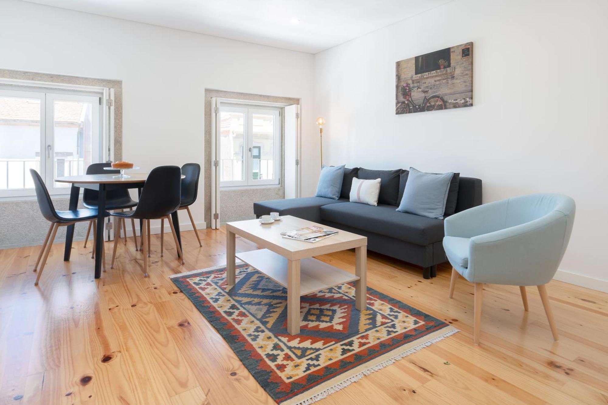 Host Wise - Modern Urban Flat * Oporto