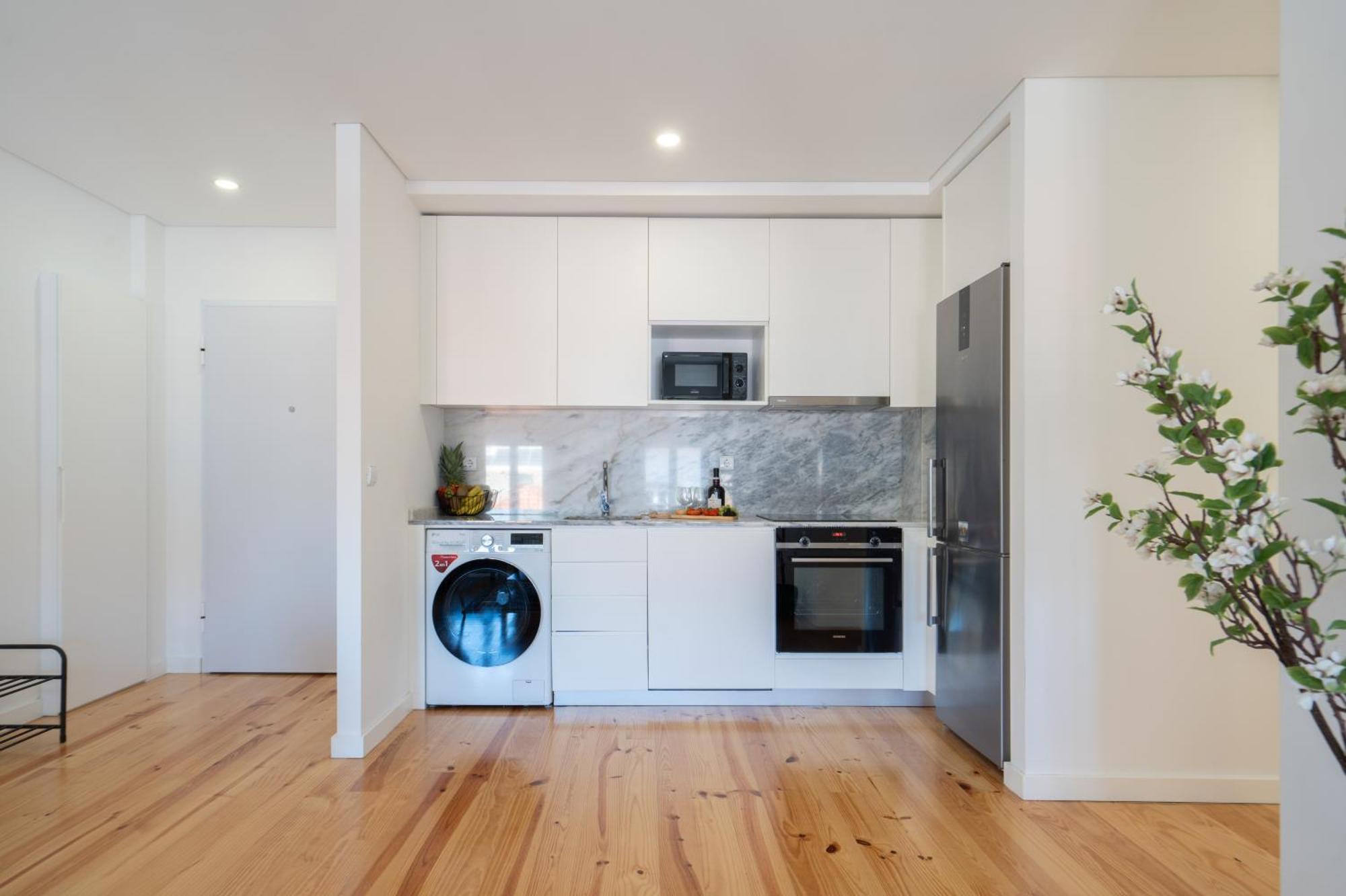 Host Wise - Modern Urban Flat * Oporto