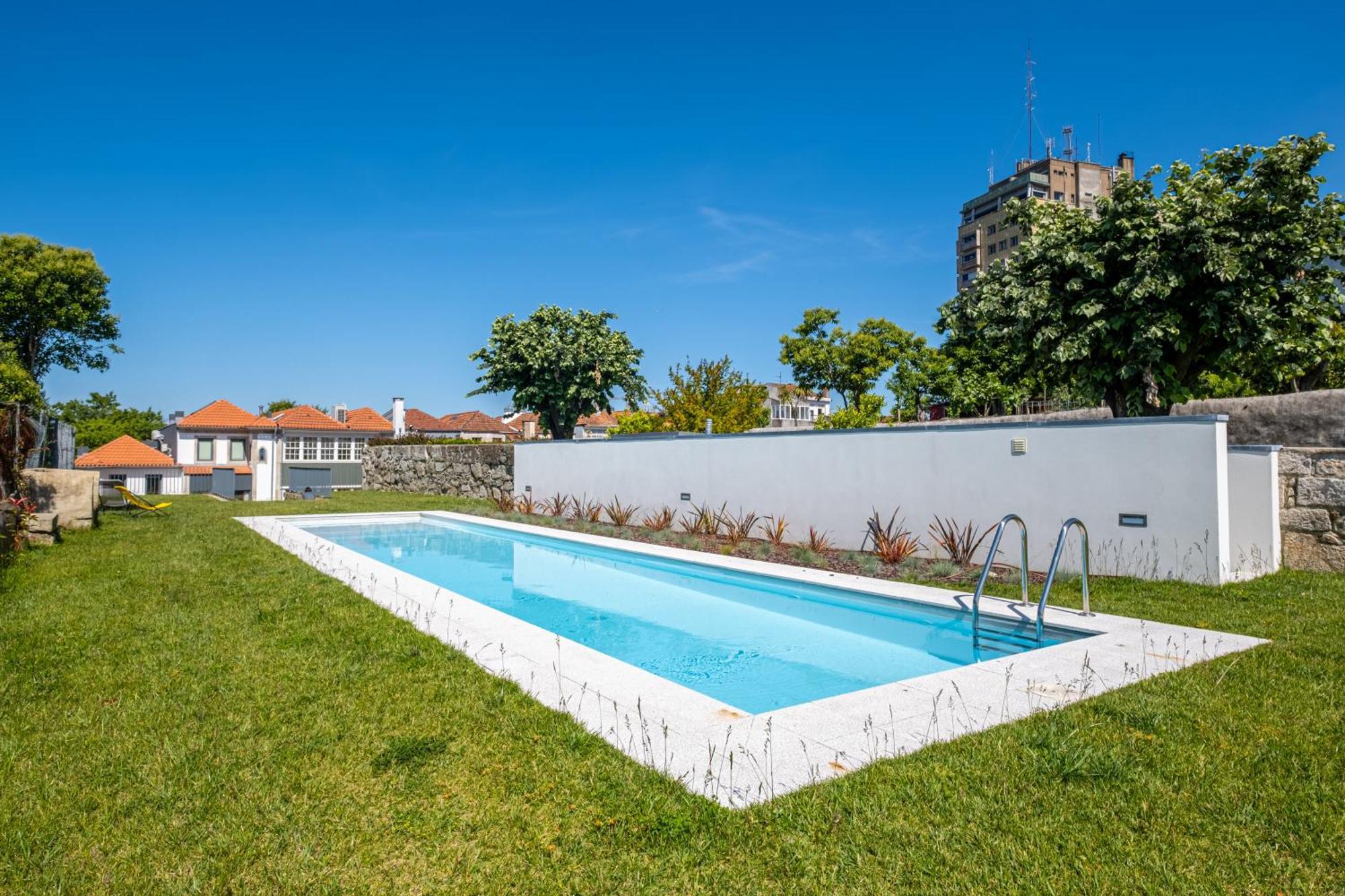 Hm - Pool Oasis * Oporto