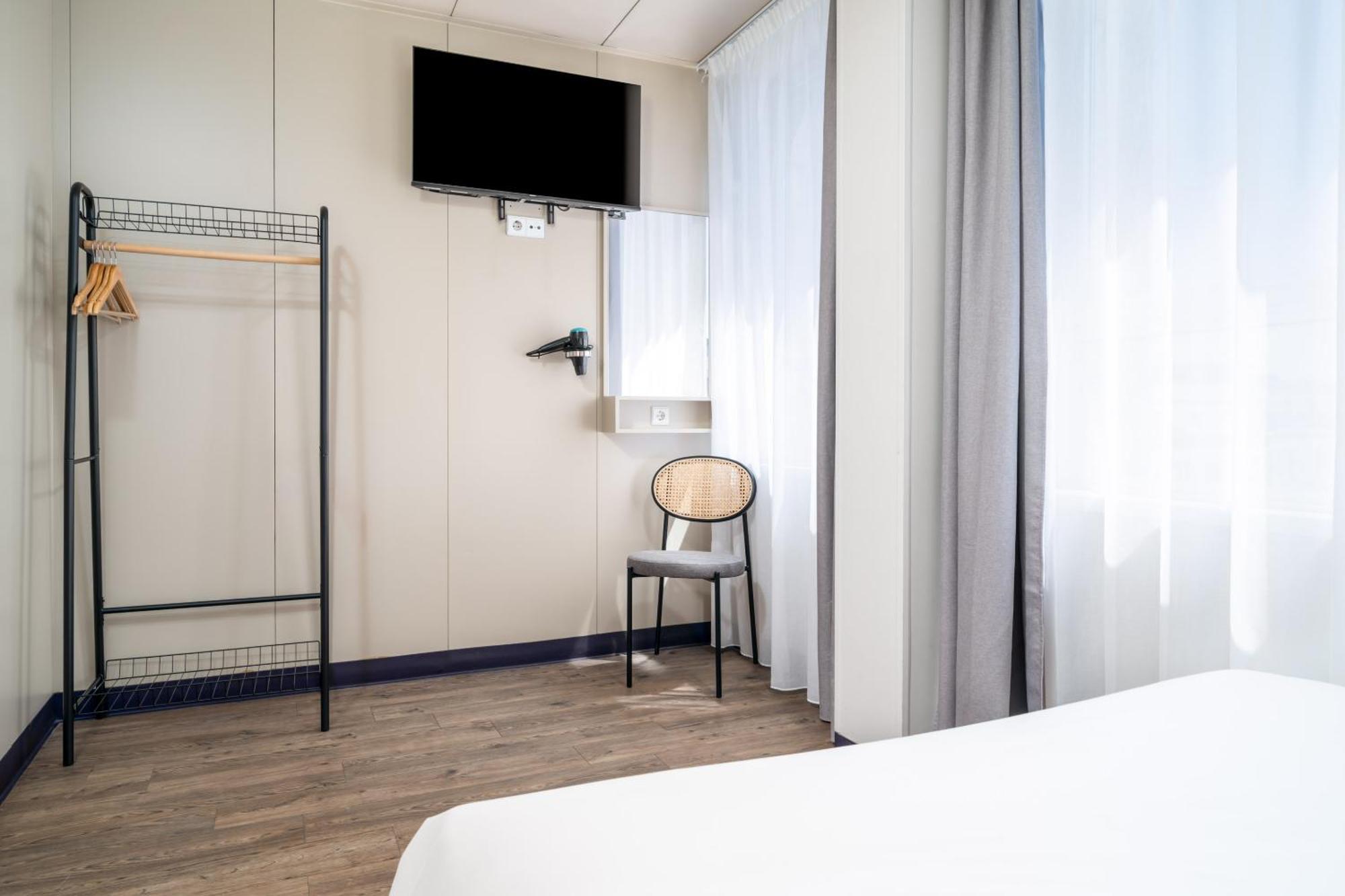 Herculano - Digital Access Hotel Oporto