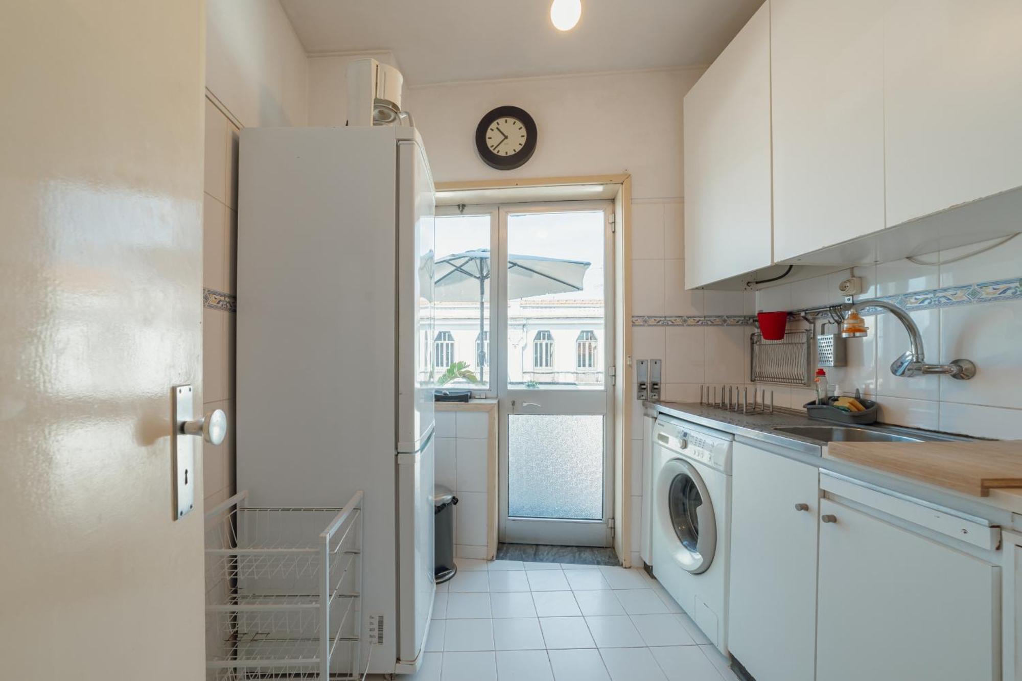 Downtown Classic With Terrace By Vacationy Apartamento Porto
