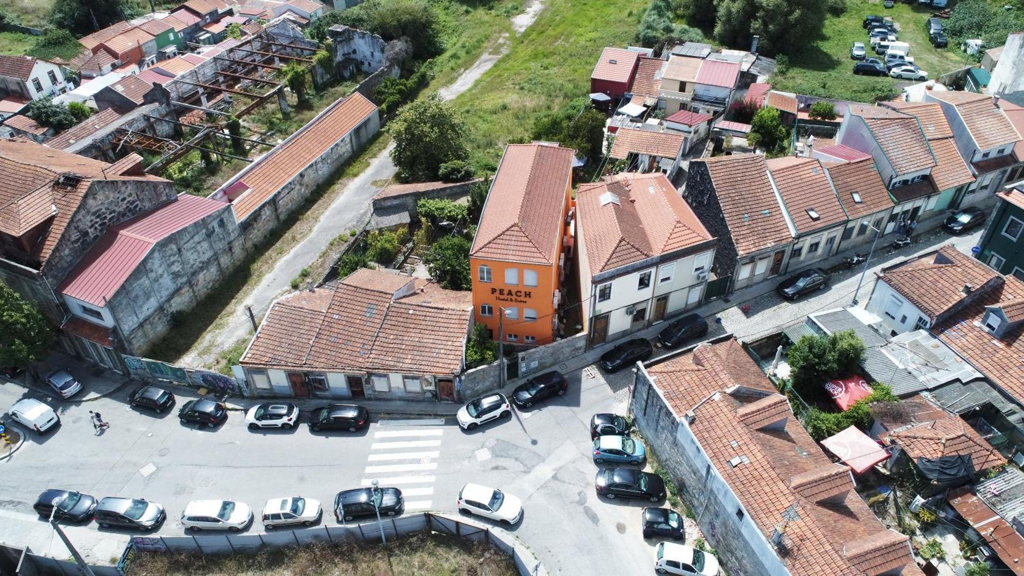 Peach & Albergue Porto