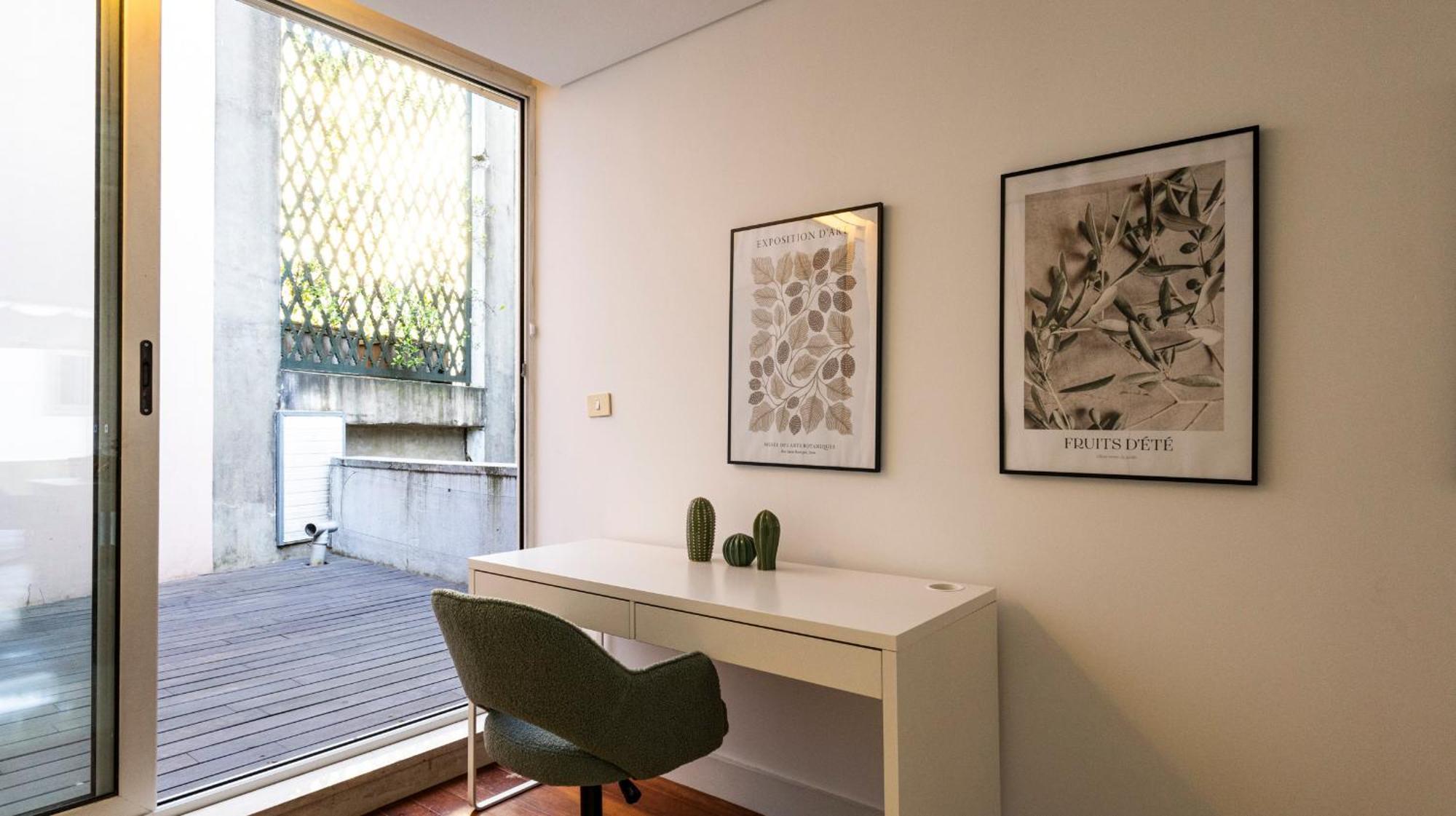Apartamento Fabrica Three-story Charm By Lovelystay Porto
