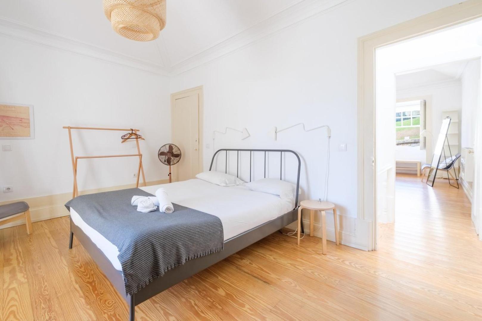 Сasa de vacaciones Guestready - Historic Courtyard Townhouse *