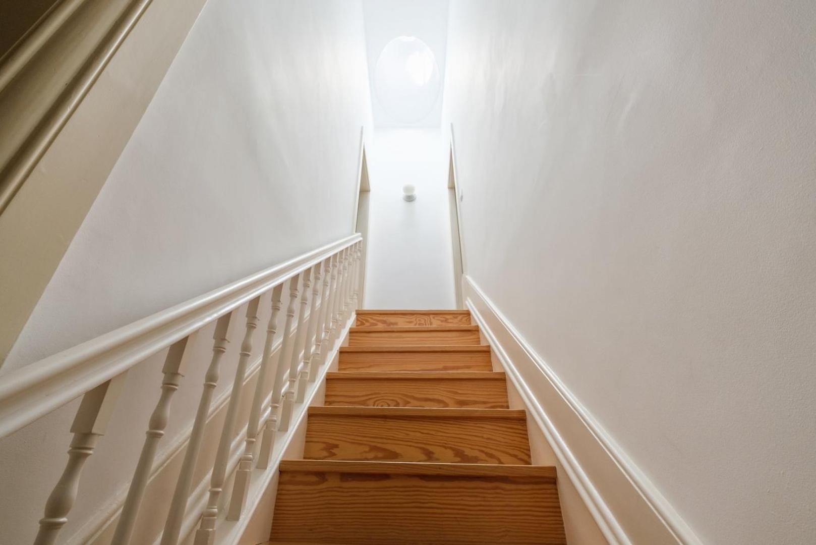 Guestready - Historic Courtyard Townhouse
