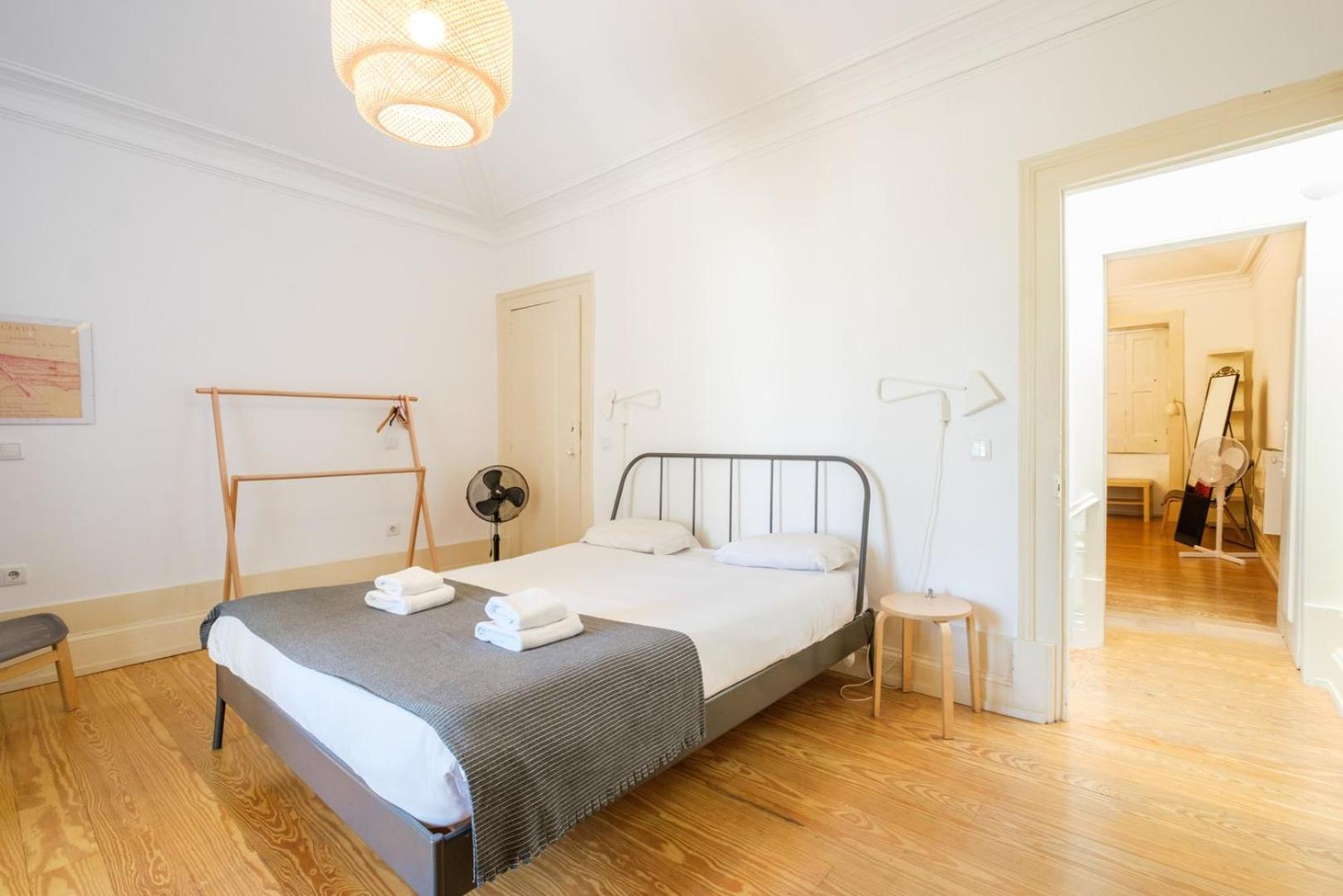Сasa de vacaciones Guestready - Historic Courtyard Townhouse *