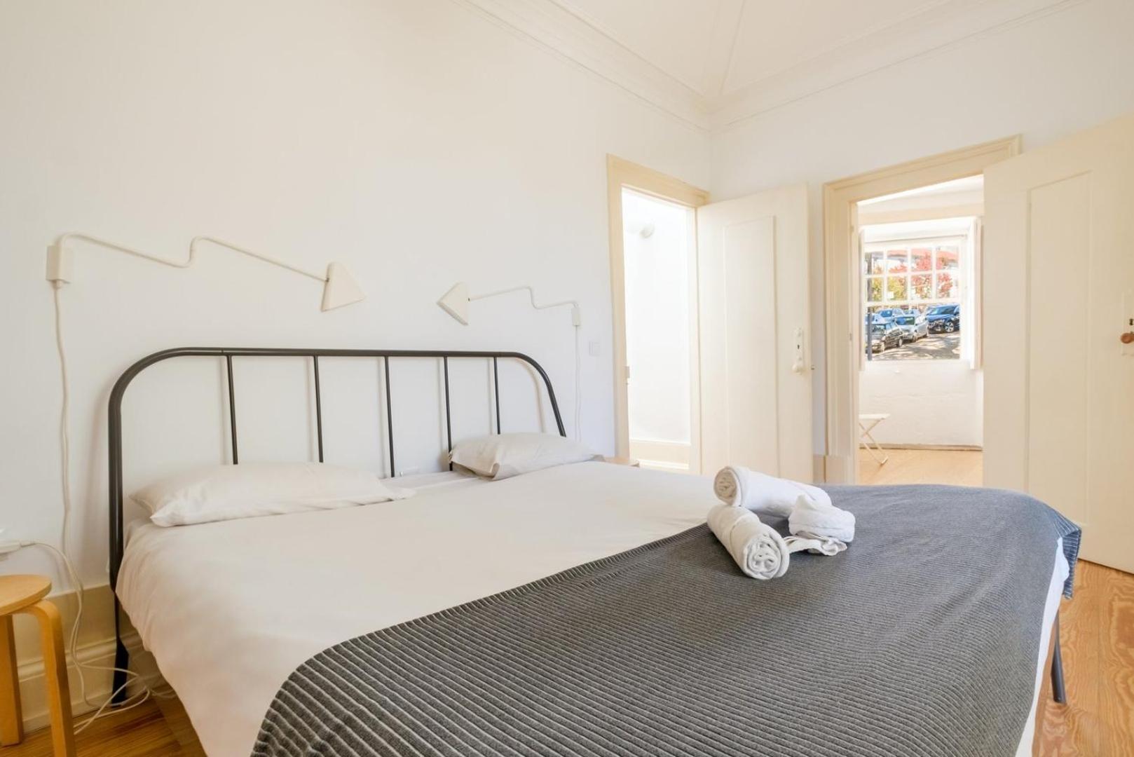 Сasa de vacaciones Guestready - Historic Courtyard Townhouse