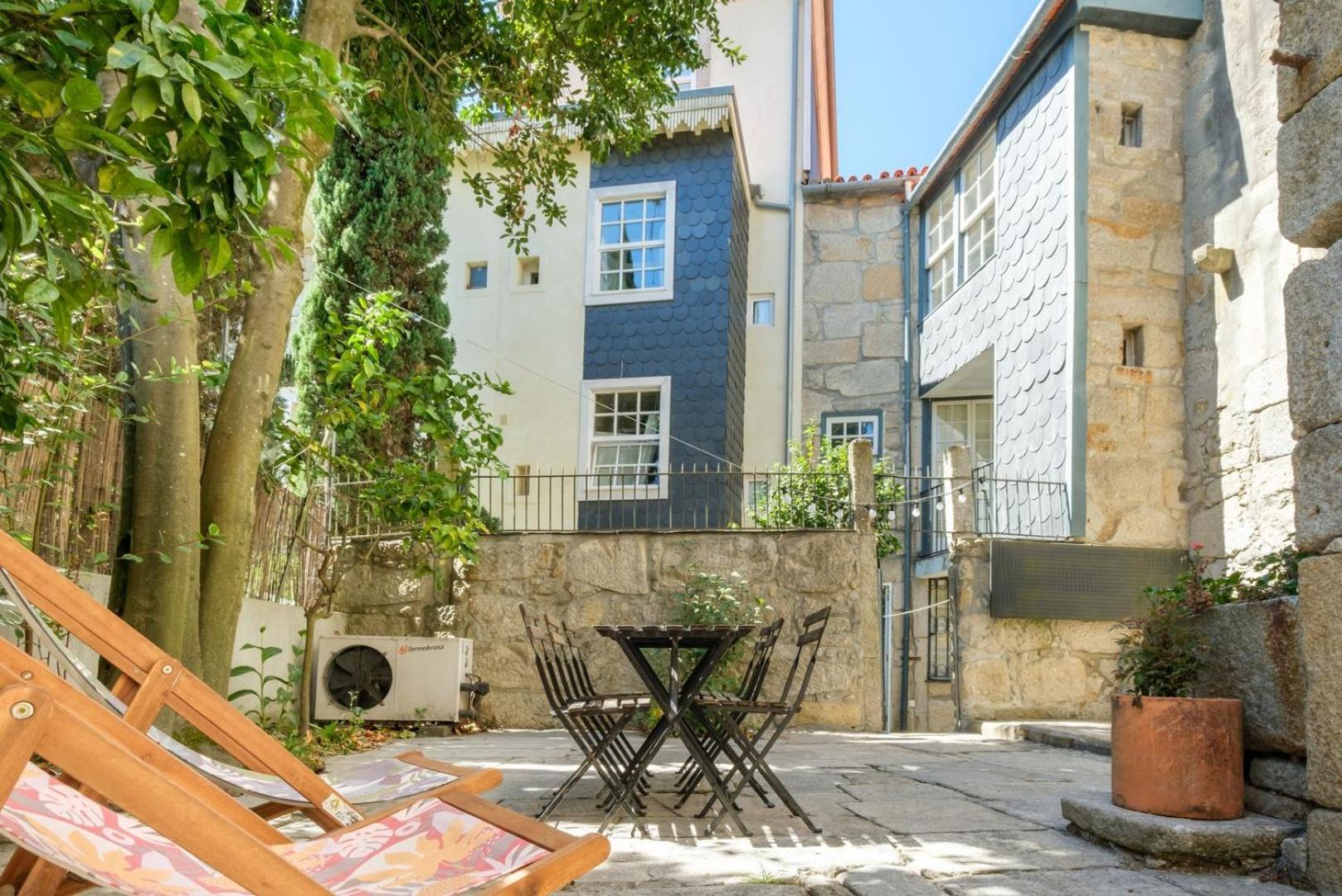 Сasa de vacaciones Guestready - Historic Courtyard Townhouse *