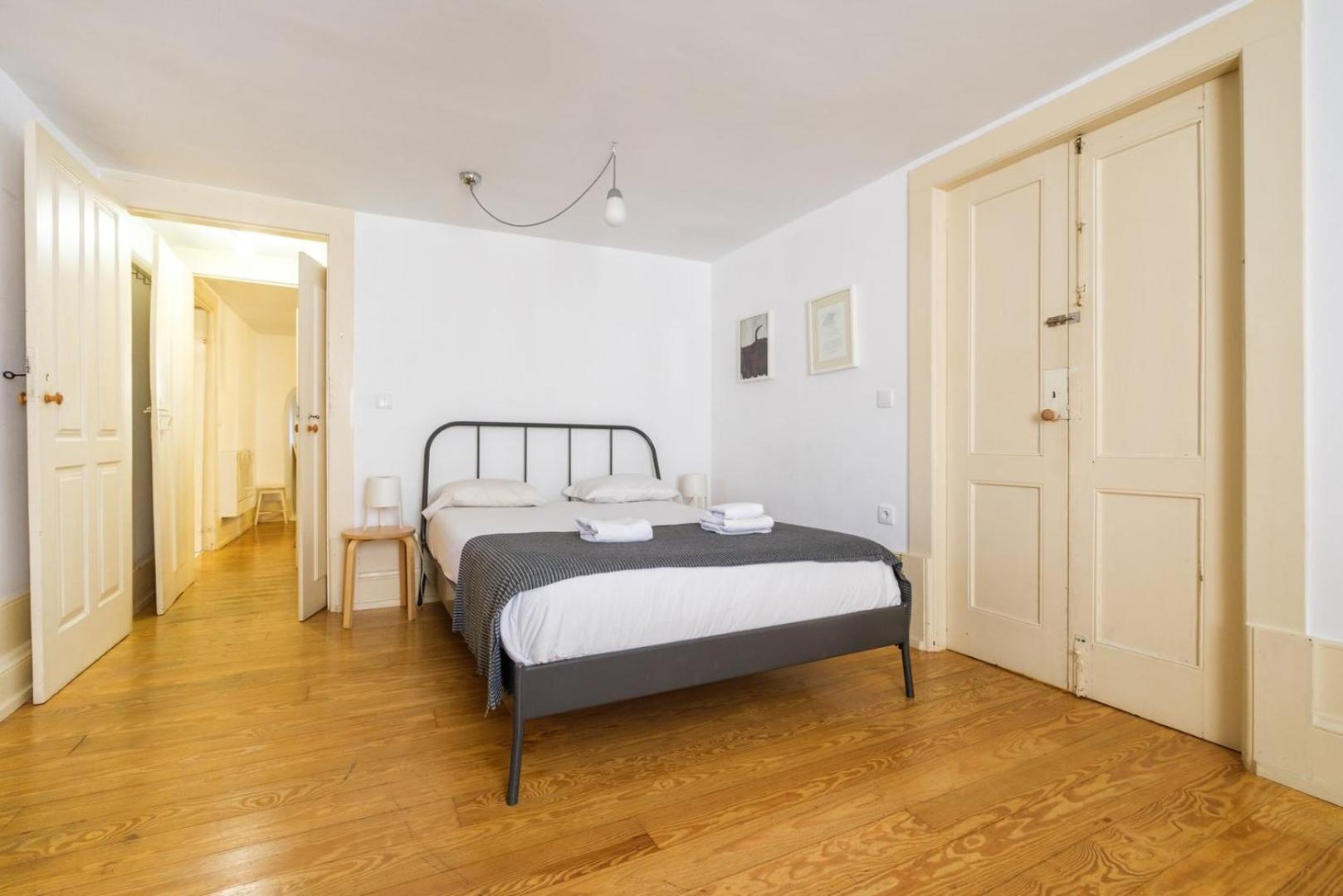 Сasa de vacaciones Guestready - Historic Courtyard Townhouse