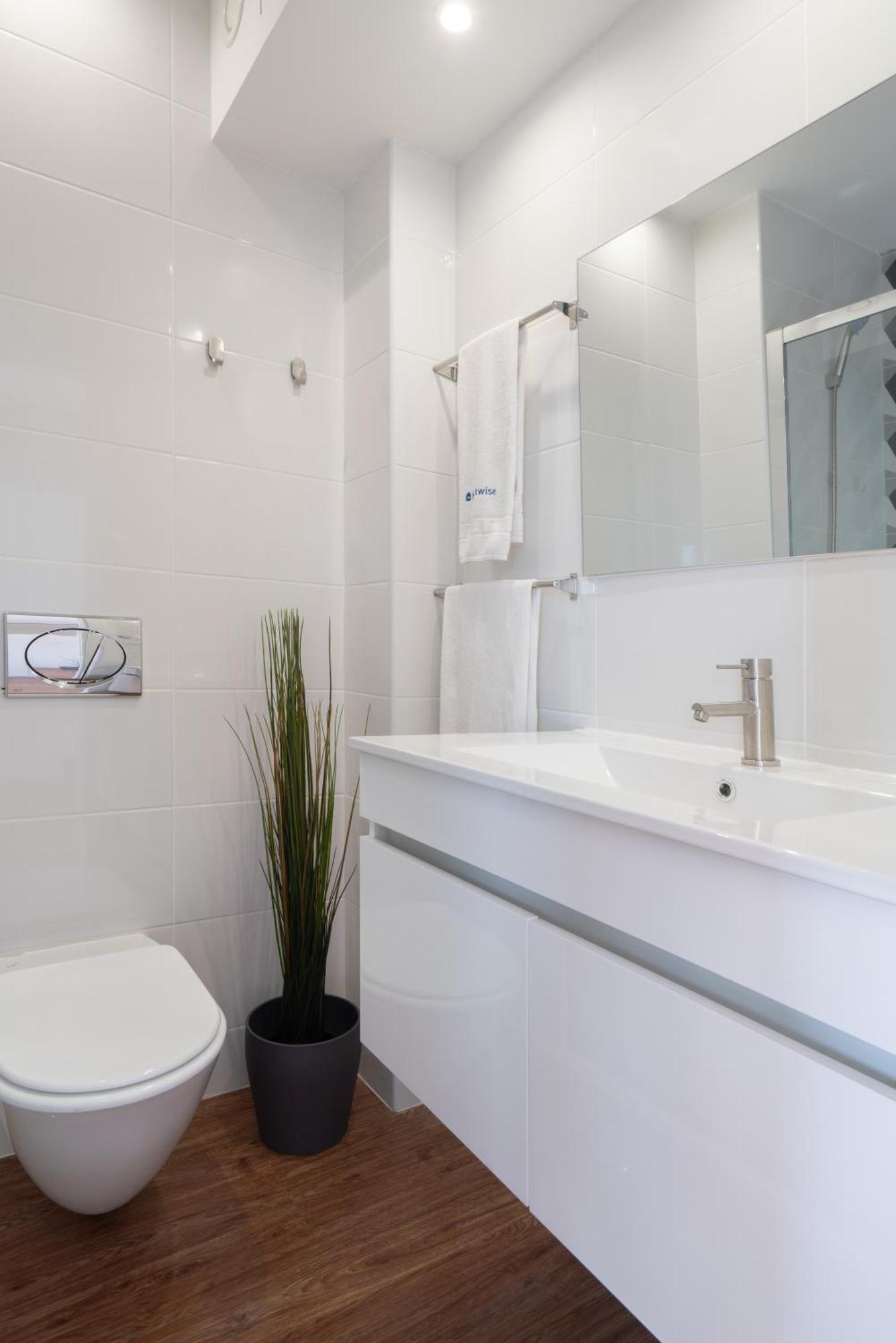 Apartamento Host Wise - Sunny Bright Flat W Balcony Oporto