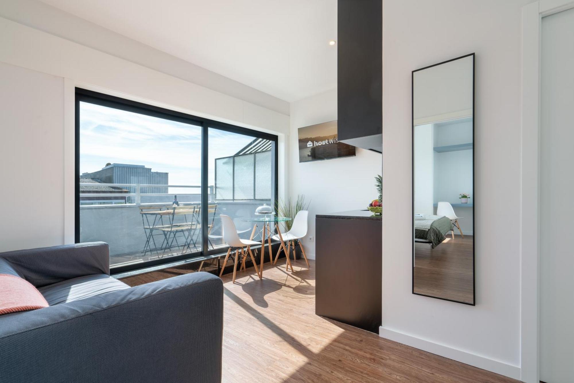 Host Wise - Sunny Bright Flat W Balcony Apartamento *