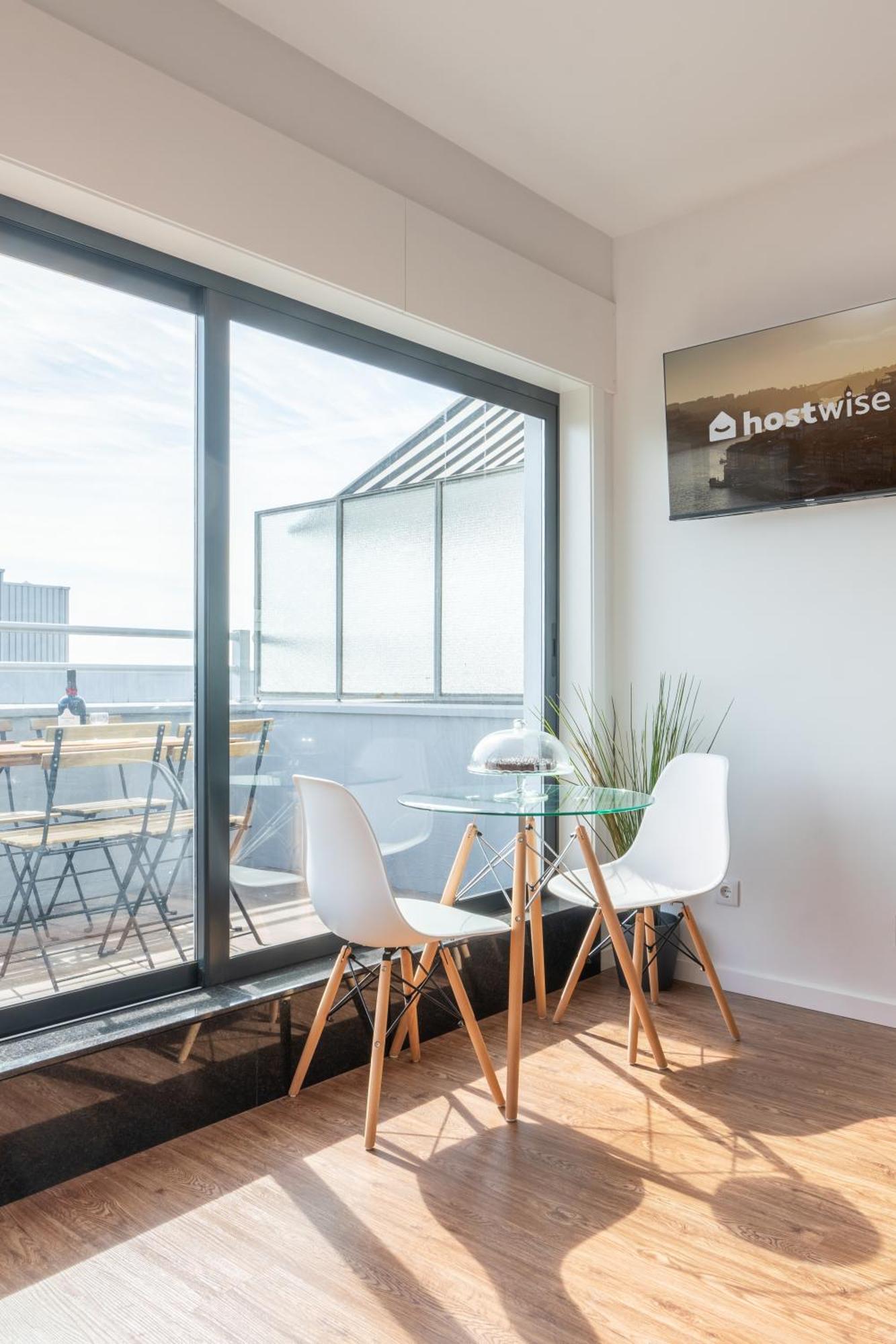 Apartamento Host Wise - Sunny Bright Flat W Balcony *