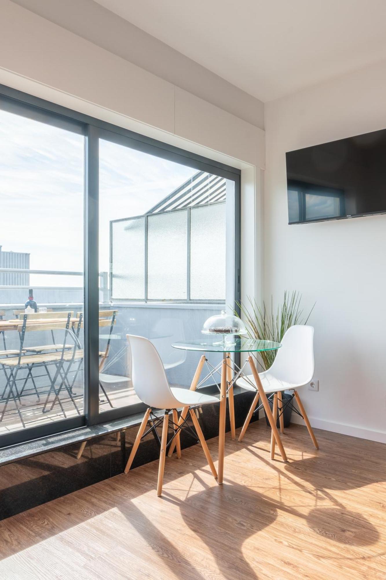 Apartamento Host Wise - Sunny Bright Flat W Balcony Oporto