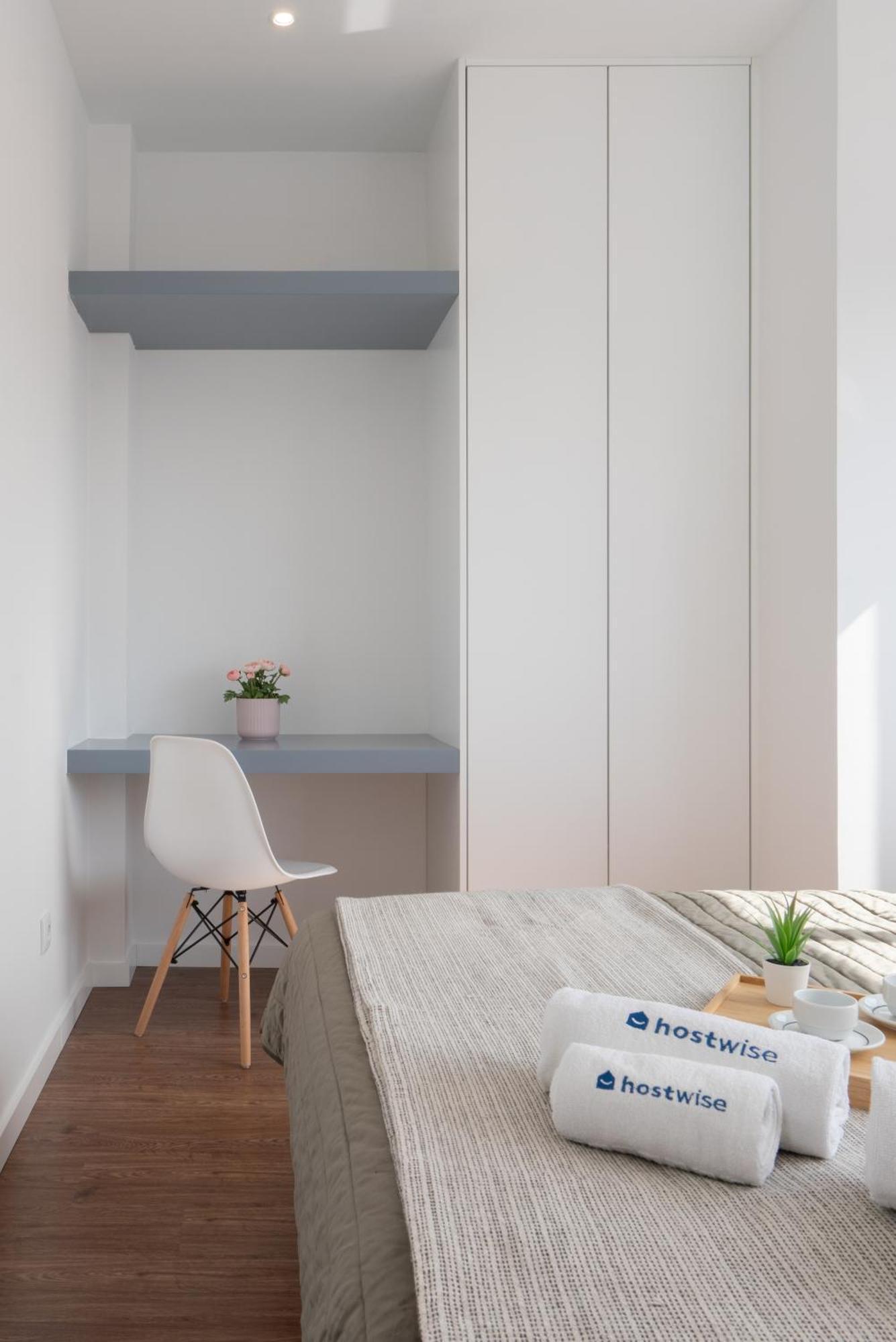 Host Wise - Sunny Bright Flat W Balcony Oporto